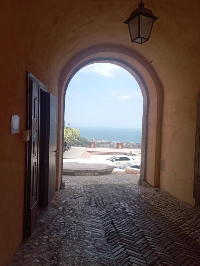 Appartement Casa Ines à Maranola Extérieur photo